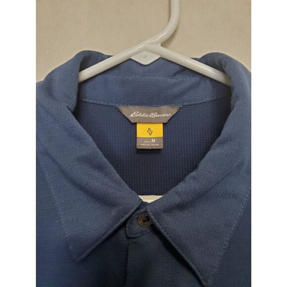 Eddie Bauer Men's Travex Button Down Navy Short Sleeve Shirt Lightweight Outdoor - Picture 2 of 6